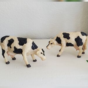 Vintage Pair Of 1950's Handcarved Bovine Bone Holstein Dairy Cow Sculptures, EUC